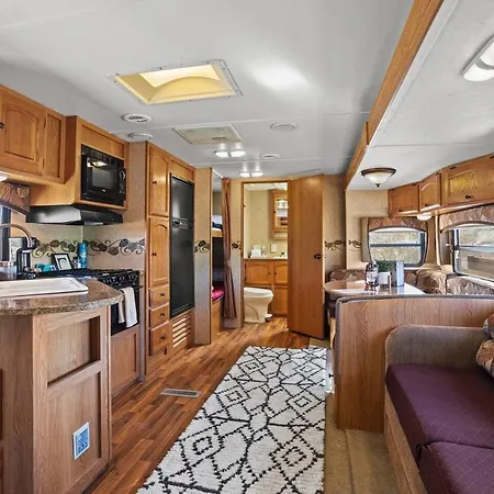 Jt Village Campground - Bunkhouse Joshua Tree Extérieur photo